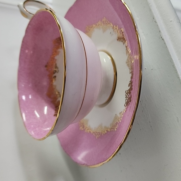 Grosvenor Pink & Gold Footed Teacup & Saucer Bone China - Picture 4 of 6